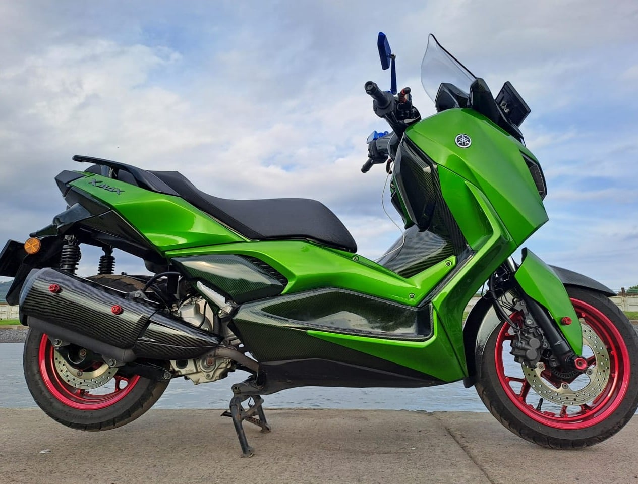 Yamaha XMAX 250 — أخضر — 1