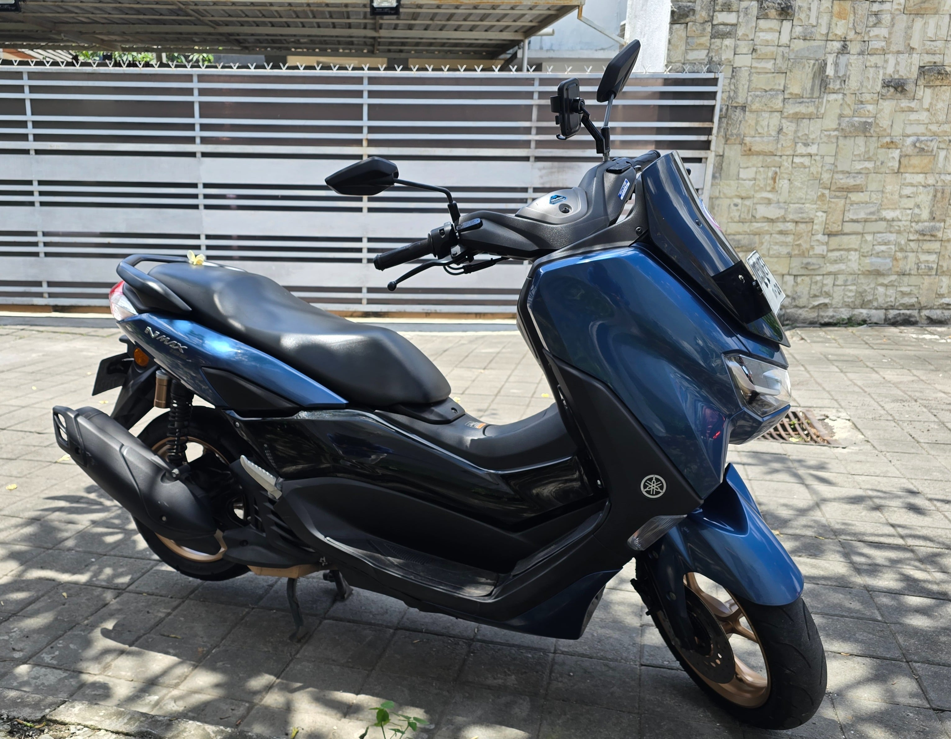 Yamaha NMAX 155 — Blue (Glossy) — 1
